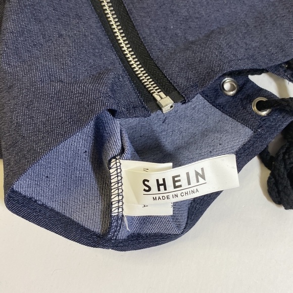 SHEIN Women's Tie Back Zipper Cropped - Picture 7 of 7
